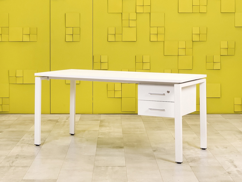 Комплект офисной мебели стол с тумбой  ЛДСП Белый  СППБТ-23036