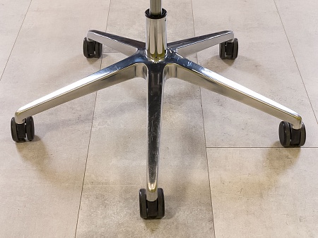 Офисное кресло для персонала на колесах Oslo LD Seating Экокожа Чёрный Польша_КПКЧ-290324