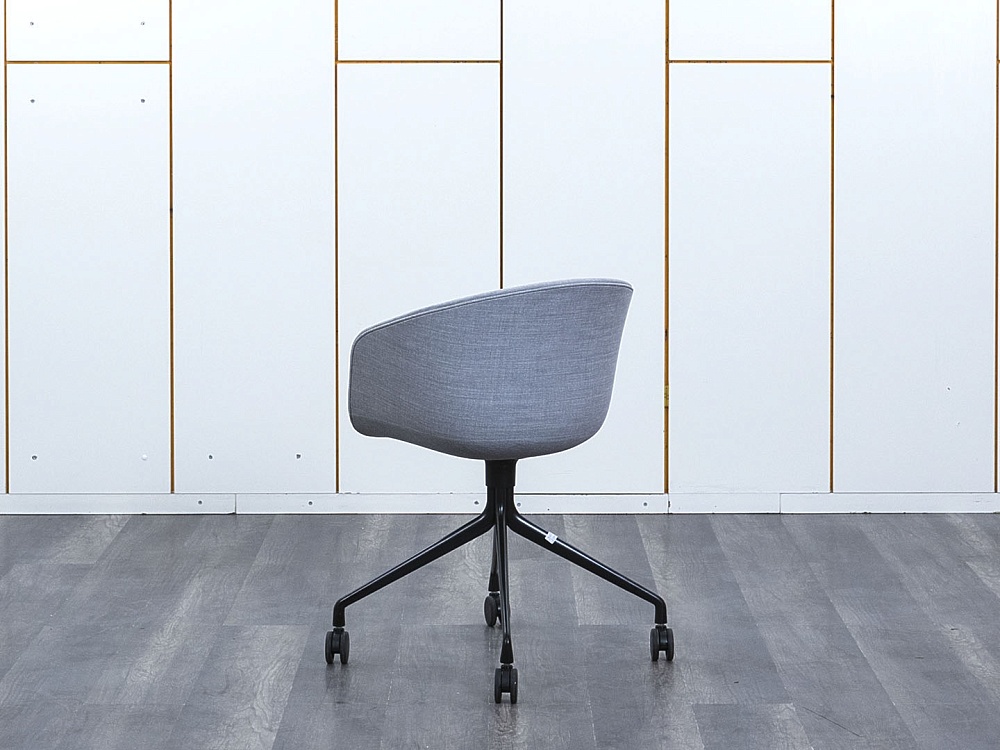 Конференц кресло для переговорной  Серый Ткань Herman Miller   (УНТС-28043)