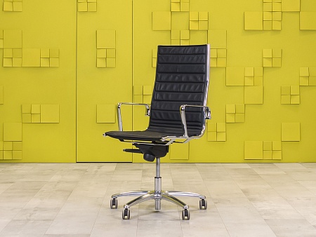 Офисное кресло руководителя на колесах Luxy  Кожа Чёрный Италия_КРКЧ-12020