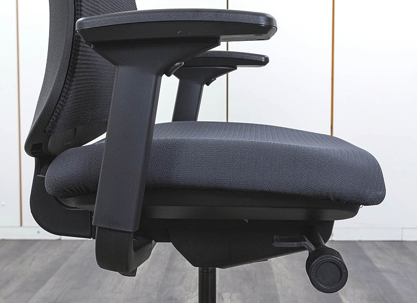 Офисное кресло для персонала  SteelCase Ткань Черный   (КПСЧ-30112)