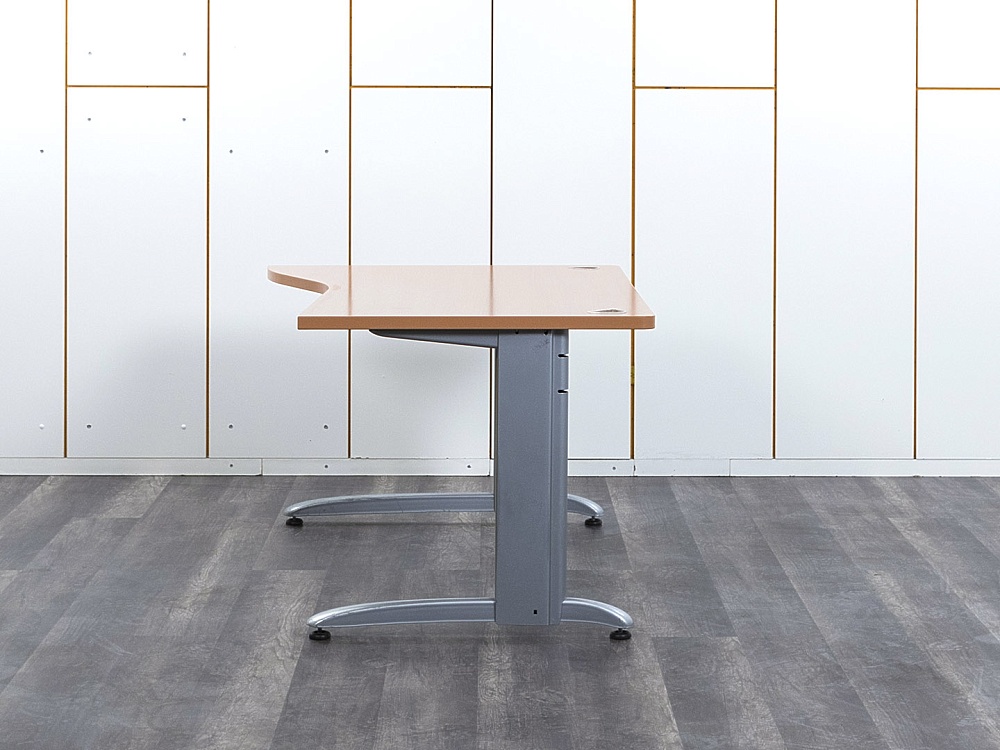 Офисный стол эргономичный SteelCase 1 400х1 000х750 ЛДСП Ольха   (СПЭЛл-30052)