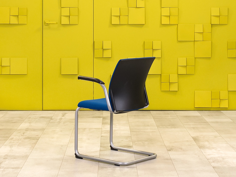 Конференц кресло для переговорной на полозьях Steelcase Ткань Синий Франция_КДТН1-281024