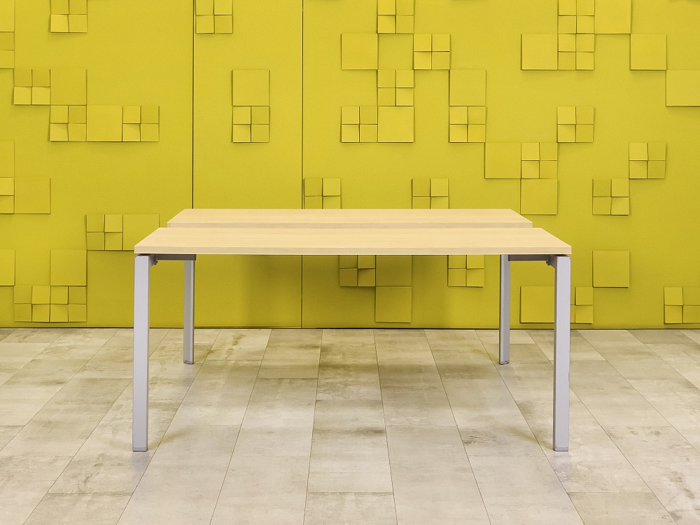 Комплект офисной мебели стол с тумбой  ЛДСП Клен  ГКВ-02036