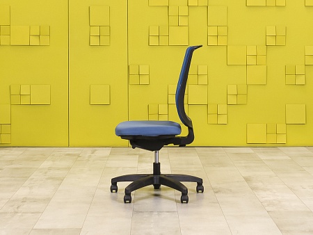 Офисное кресло для персонала на колесах Steelcase Ткань Синий Франция_КПТН-011023