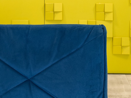 Офисное кресло для персонала на колесах Монро NEO-27 синий Ткань Синий Россия