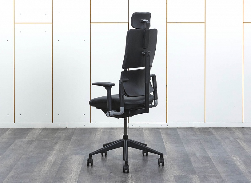 Офисное кресло руководителя  SteelCase Кожа Черный Please 2 Ergonomic  (КРКЧ-22071)