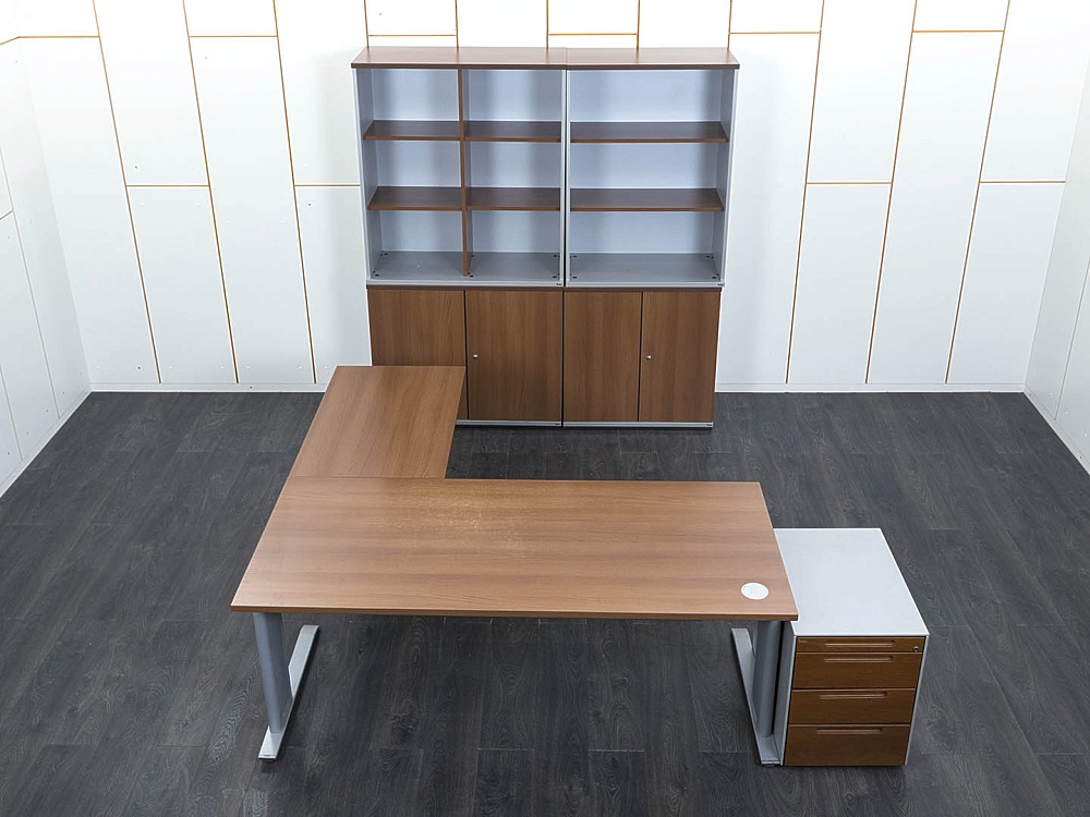 Кабинет руководителя Bene 1 800х1 800х750 Шпон Орех   (КРХ-07091)