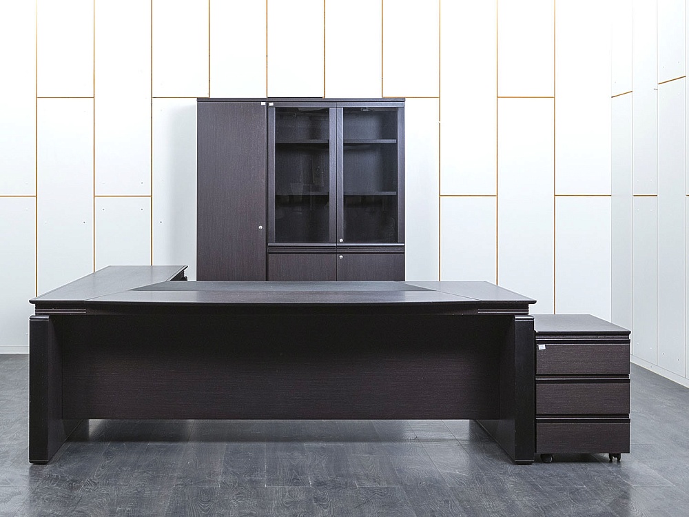Кабинет руководителя EUR/QUARANTA  2 300х2 200х750 Шпон Венге   (КРЕ-28121)