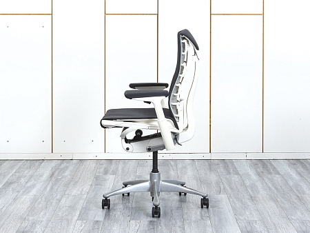 Офисное кресло руководителя  Herman Miller Ткань Серый Embody  (КРТС-14064)