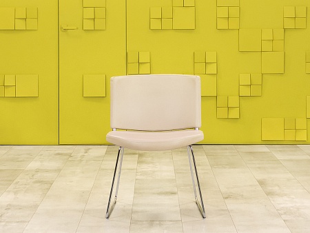 Конференц кресло для переговорной на полозьях Techo Экокожа Бежевый Чехия_КДКБ-14081