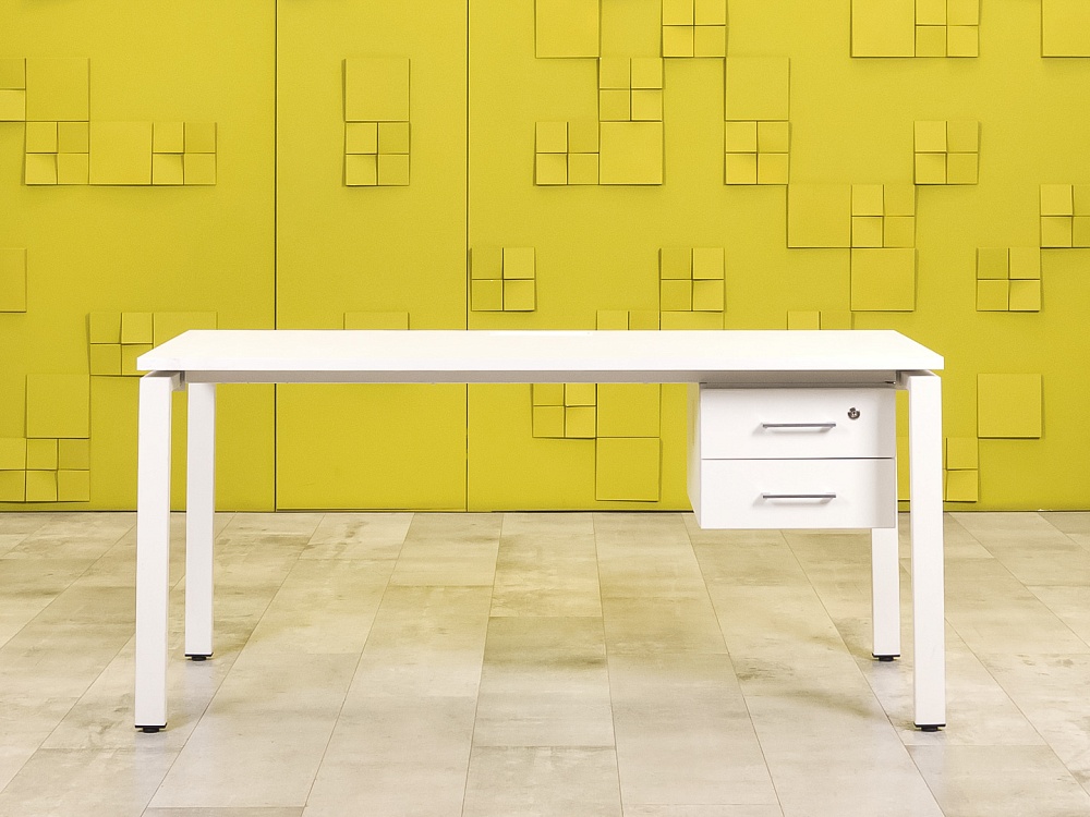 Комплект офисной мебели стол с тумбой  ЛДСП Белый  СППБТ-23036