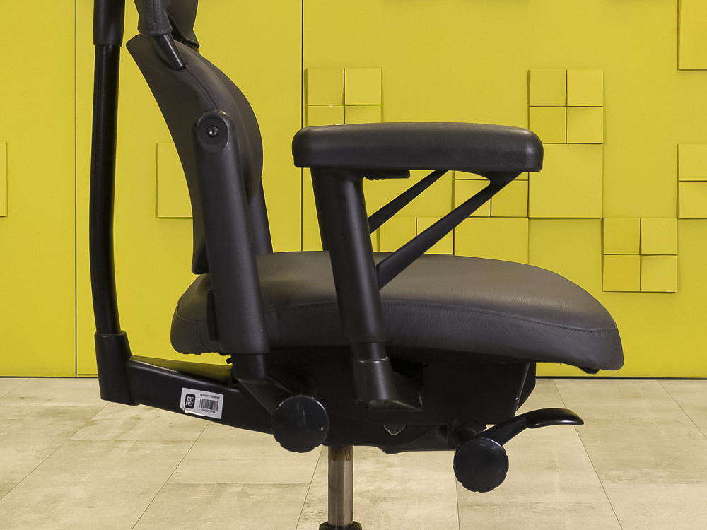 Офисное кресло руководителя на колесах Please 1 Steelcase Кожа Чёрный Франция  КРКЧ-05115