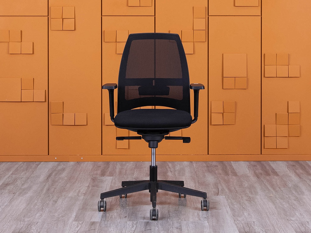 Офисное кресло для персонала  Profoffice ЛДСП Черный 4U Mesh  (КПСЧ-17045)