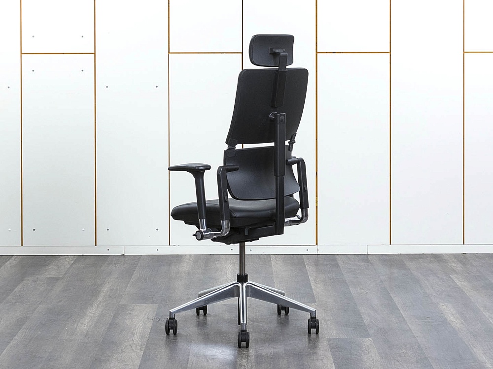 Офисное кресло руководителя  SteelCase Кожа Черный Please 2 Ergonomic  (КРКЧ1-03110)