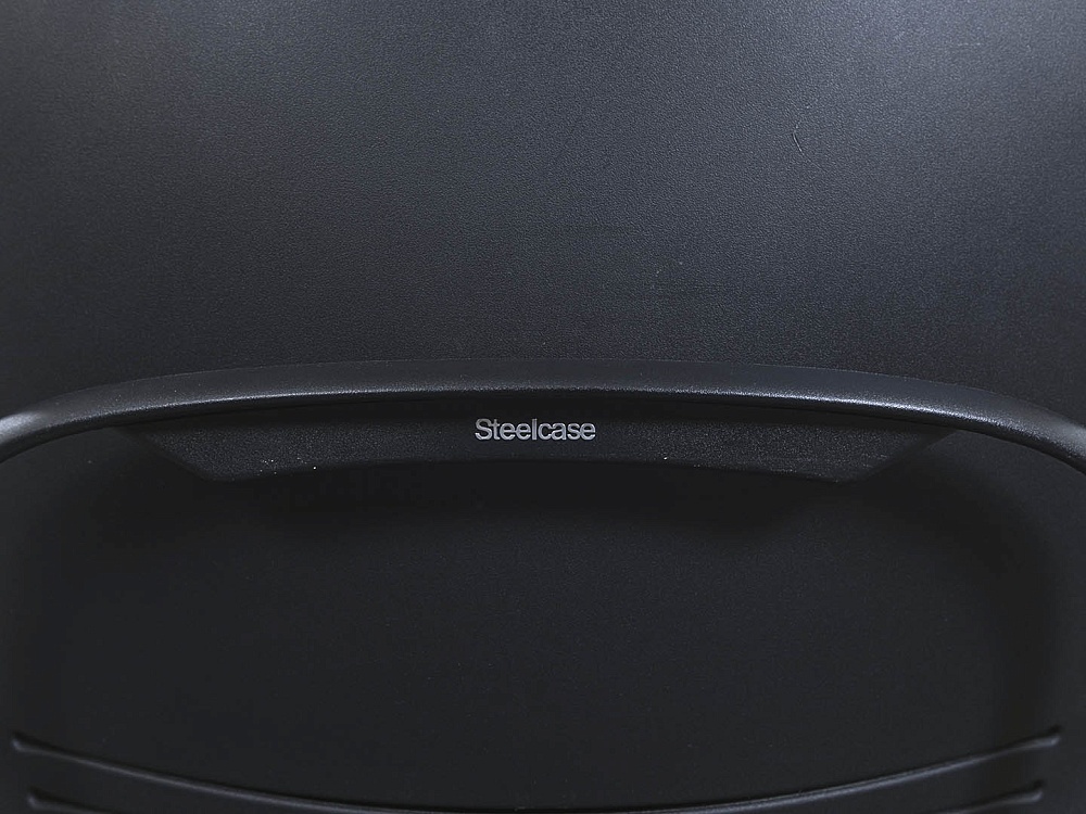 Офисное кресло руководителя  SteelCase Кожа Коричневый Leap B  (КРКК-30112)