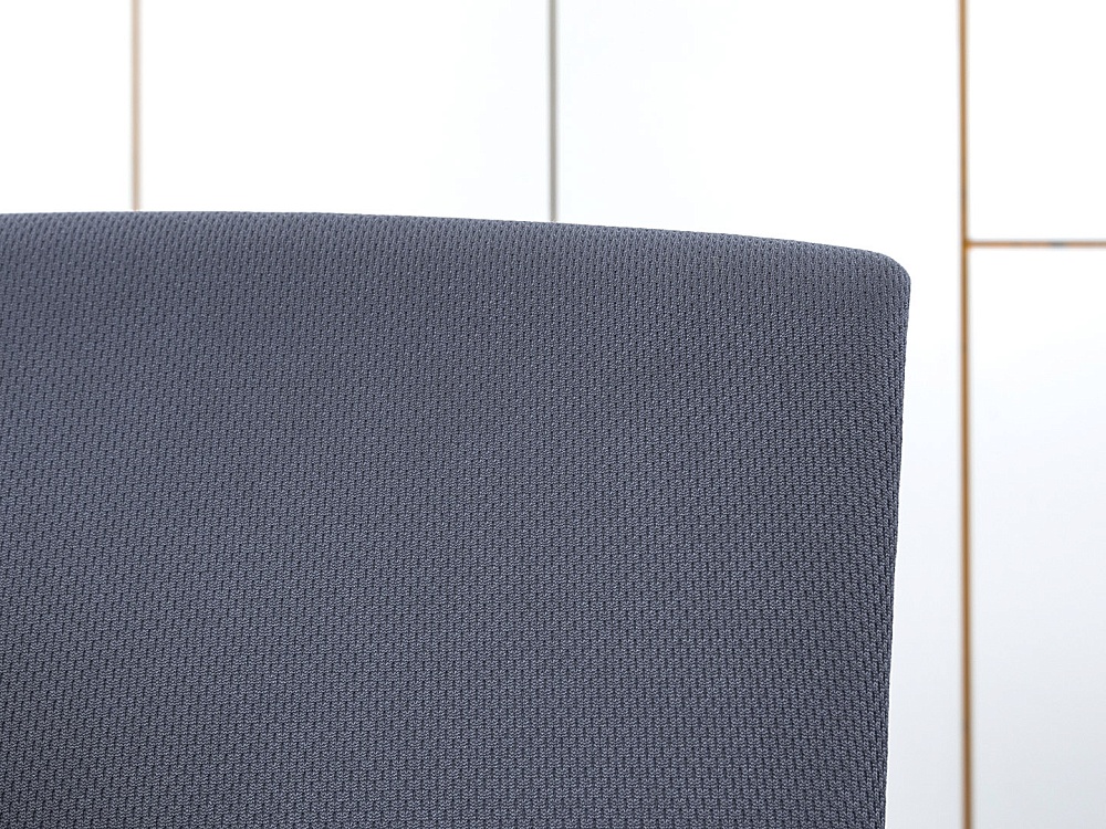 Офисное кресло руководителя  Herman Miller Ткань Серый Embody  (КРТС-06072)