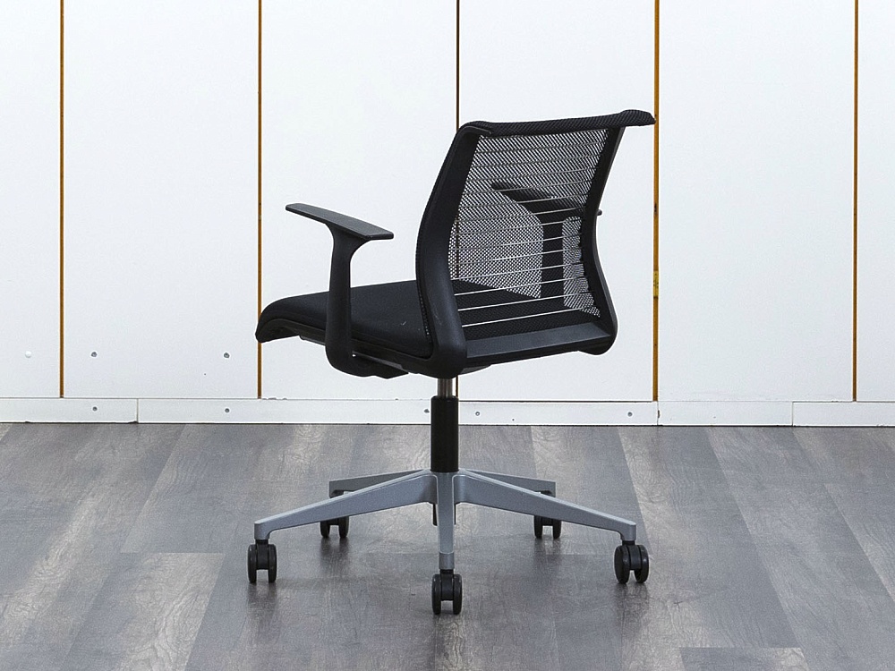 Конференц кресло для переговорной  Черный Ткань SteelCase   (КПТЧ-27062)