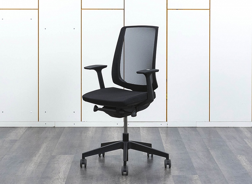 Офисное кресло для персонала  Profim Сетка Черный Light Up 250S  (КПСЧ-09082(нов))