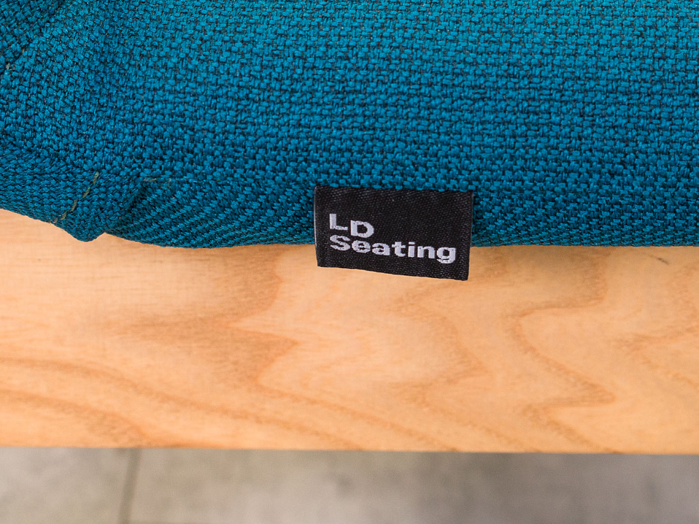 Мягкое кресло Oslo Lounge LD Seating Ткань Синий Чехия  КНТН-26025