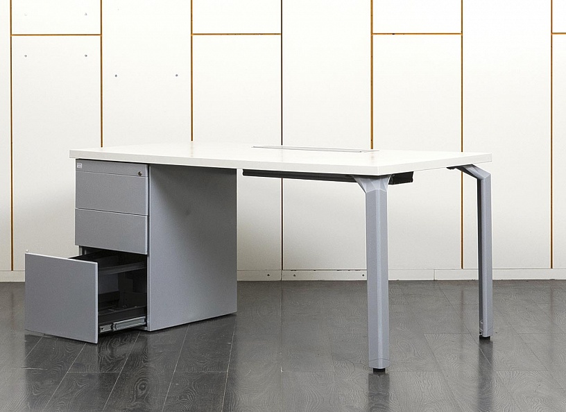 Комплект офисной мебели стол с тумбой  1 600х800х740 ЛДСП Белый   (СППБК-30041)