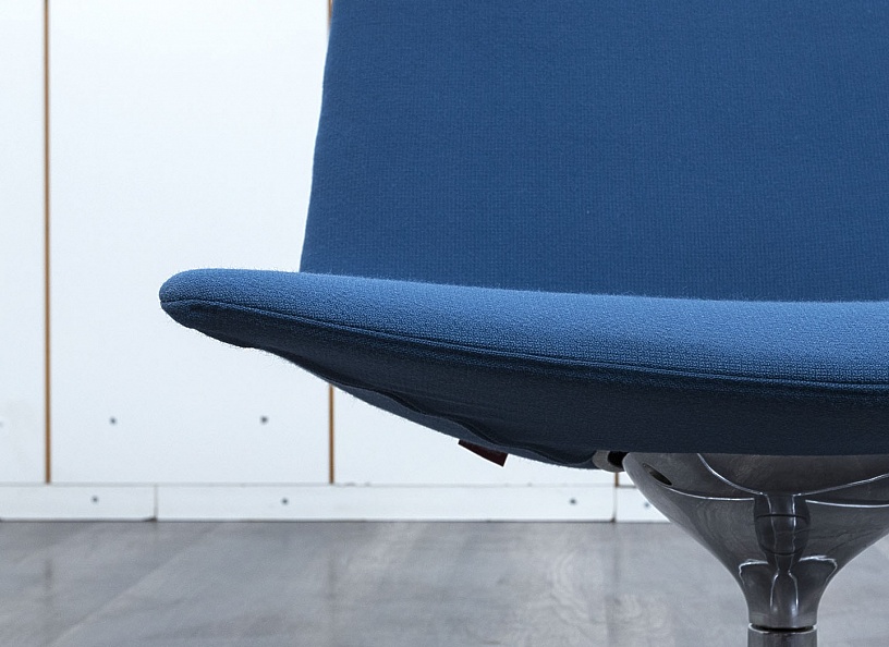 Мягкое кресло Arper  Ткань Синий Catifa 60  (УНТН-05053)