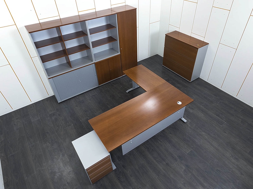 Кабинет руководителя Bene 2 000х1 800х750 Шпон Орех   (КРХ-06091)