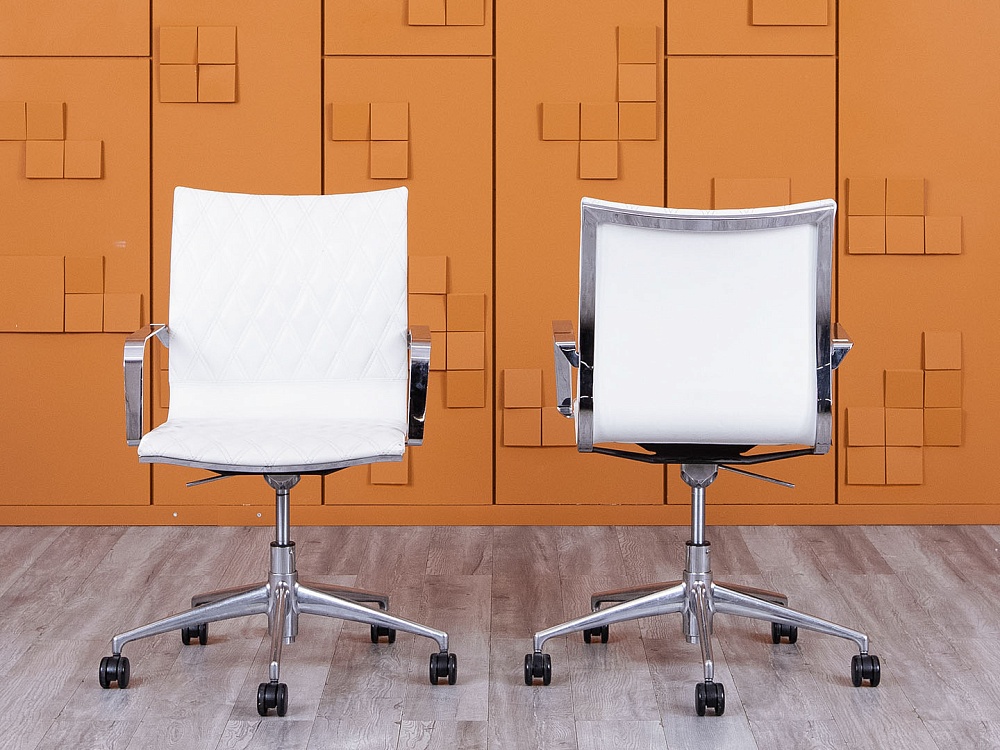 Офисное кресло для персонала  Kastel Кожа Белый   (КПКБ-28055)