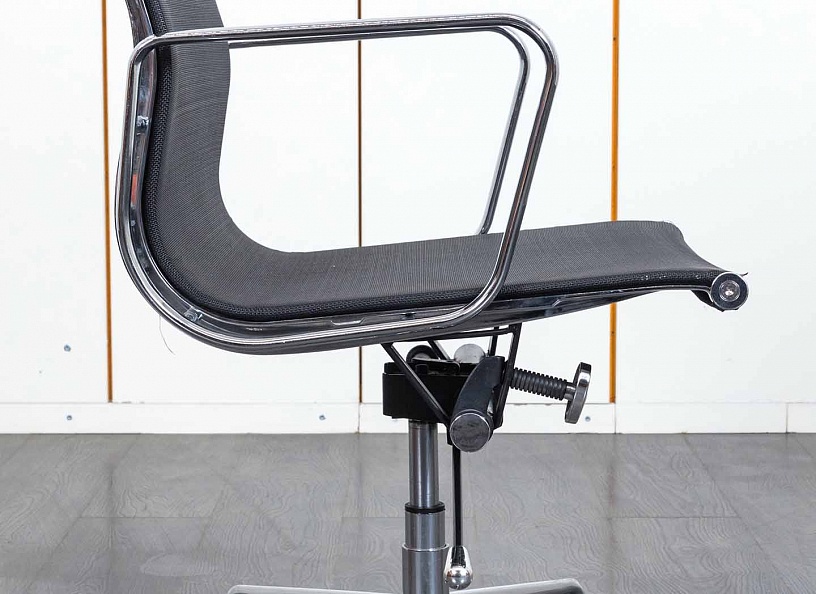 Офисное кресло для персонала   Ткань Черный   (КРТЧ1-11011)