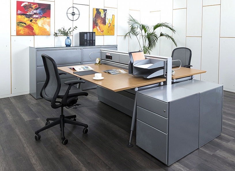 Комплект офисной мебели стол с тумбой Herman Miller 1 600х1 700х730 ЛДСП Орех   (КОМХ1-19082)
