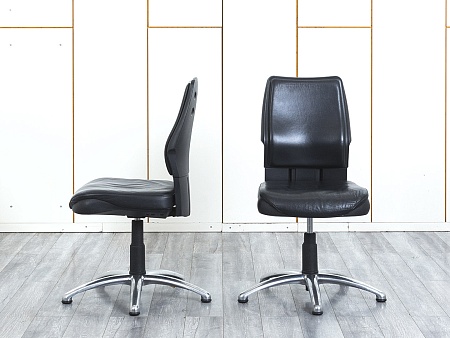 Конференц кресло для переговорной  Черный Кожзам SteelCase   (УНКЧ-30074)