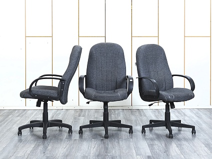 Офисное кресло руководителя   Ткань Серый   (КРТС-29054)