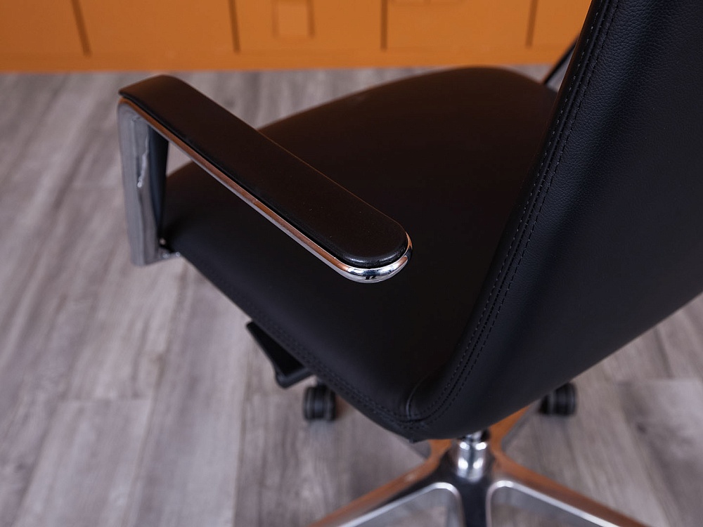 Офисное кресло руководителя  LD Seating Экокожа Черный Harmony Pure  (КРКЧ1-27025)