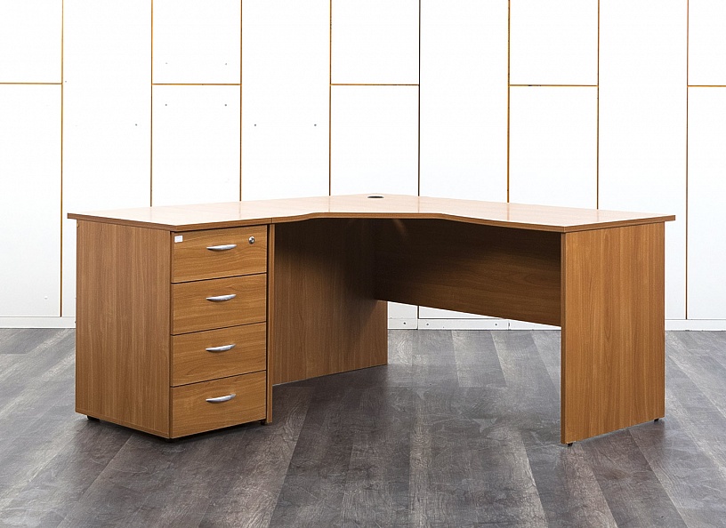 Комплект офисной мебели стол с тумбой  1 600х1 600х750 ЛДСП Ольха   (СПУЛКл-13052)
