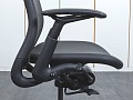 Офисное кресло руководителя  Knoll Сетка Черный CHADWICK  (КРТЧ3-06121)