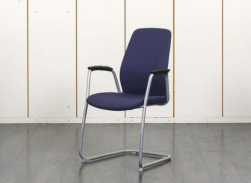 Конференц кресло для переговорной  Синий Ткань Kinnarps   (УДТН-16061)