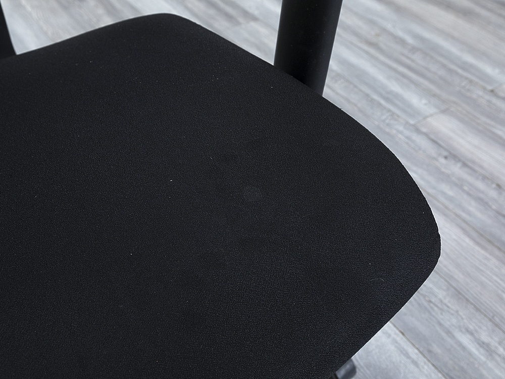 Офисное кресло для персонала  Sitland  Сетка Черный Team Strike  (КПСЧ-20054)