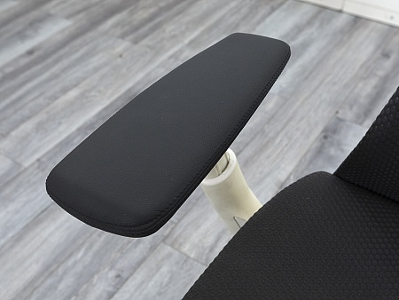 Офисное кресло руководителя  Herman Miller Ткань Серый Embody  (КРТС-14064)