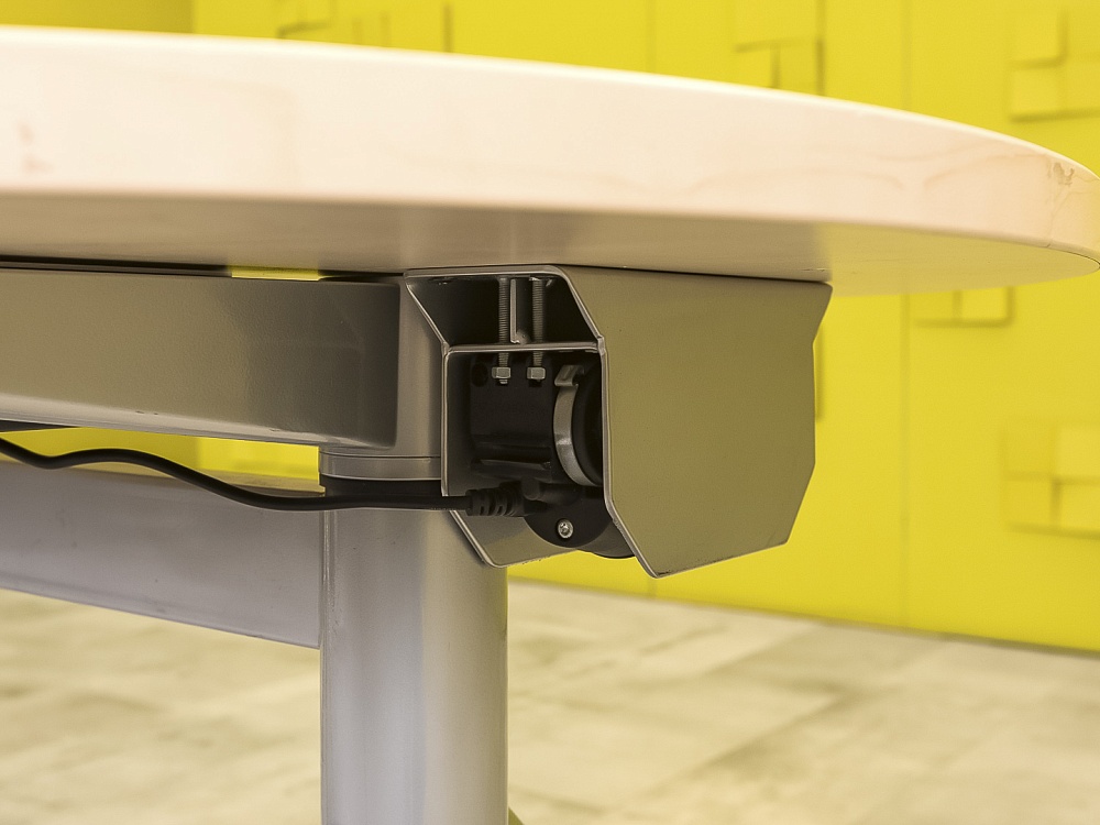 Офисный стол ЛДСП Клен Импорт  СПЭВ1-26115