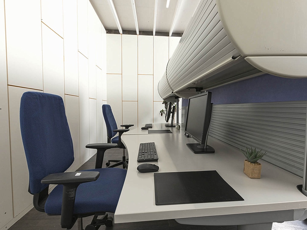 Комплект офисной мебели SteelCase 2 800х1 600х1 720 ЛДСП Серый   (КОМС-29071)