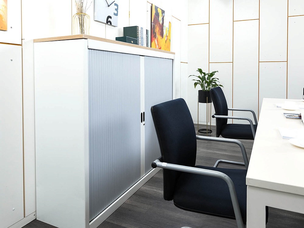 Офисный стол для переговоров Herman Miller 2 400х1 400х750 ЛДСП Белый   (СГПБк-02122)