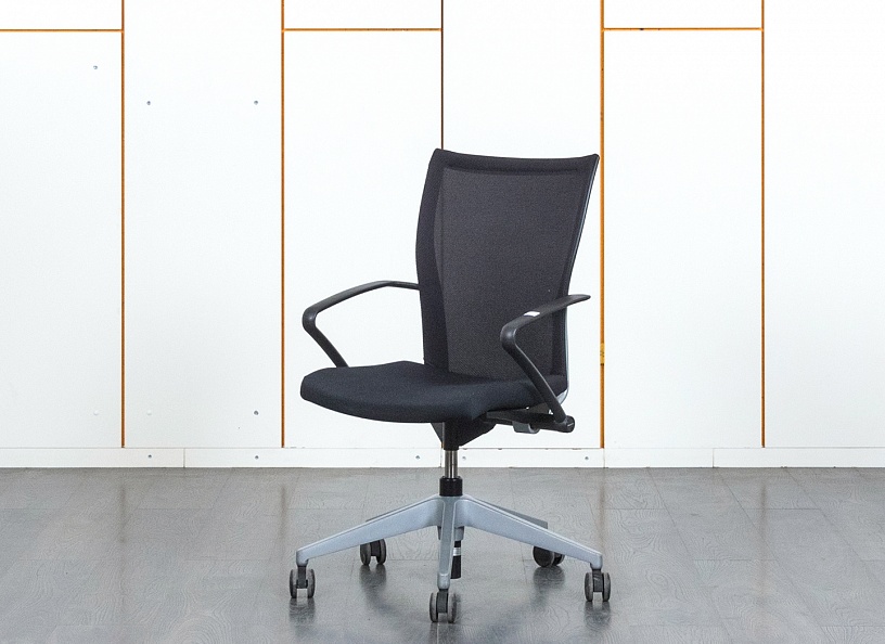 Конференц кресло для переговорной  Черный Ткань/сетка  Haworth Comforto  (УДТЧ-04110)