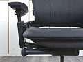 Офисное кресло руководителя  SteelCase Кожа Черный Leap B  (КРКЧ-16122)