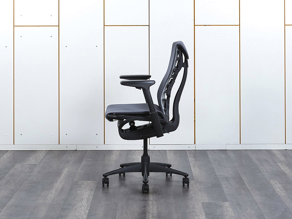 Офисное кресло руководителя  Herman Miller Ткань Серый Embody  (КРТС-06072)