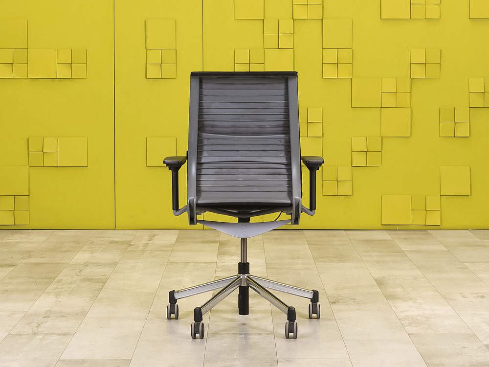 Офисное кресло для персонала на колесах Think Steelcase Ткань Чёрный Франция  КПТЧ-24025