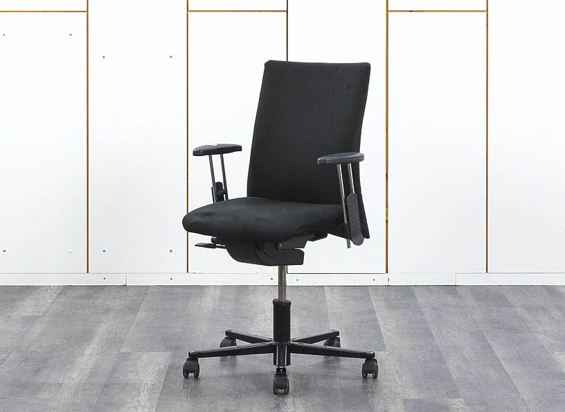 Офисное кресло руководителя  Haworth Ткань Черный   (КРТЧ1-13081)