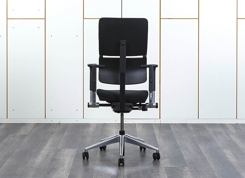 Офисное кресло руководителя  SteelCase Ткань Черный Please 2 Ergonomic  (КРТЧ-17113)