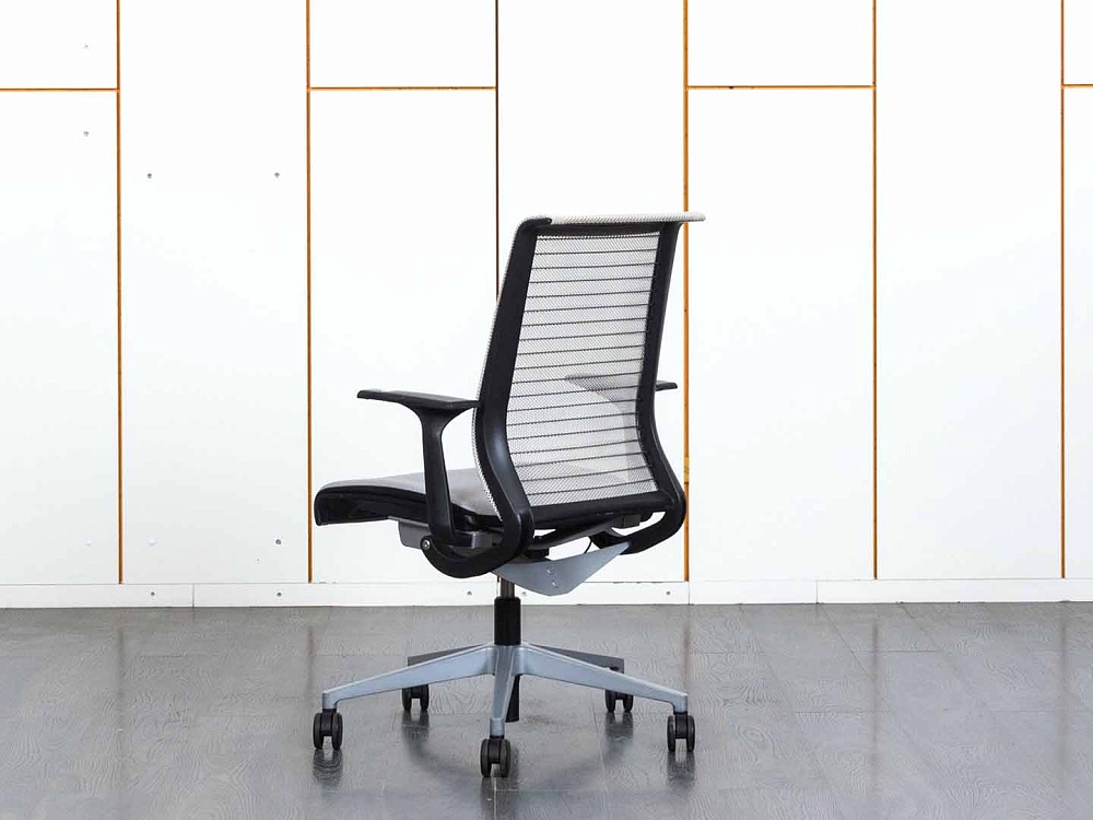 Конференц кресло для переговорной  Серый Ткань SteelCase Think  (КПТС-12011)
