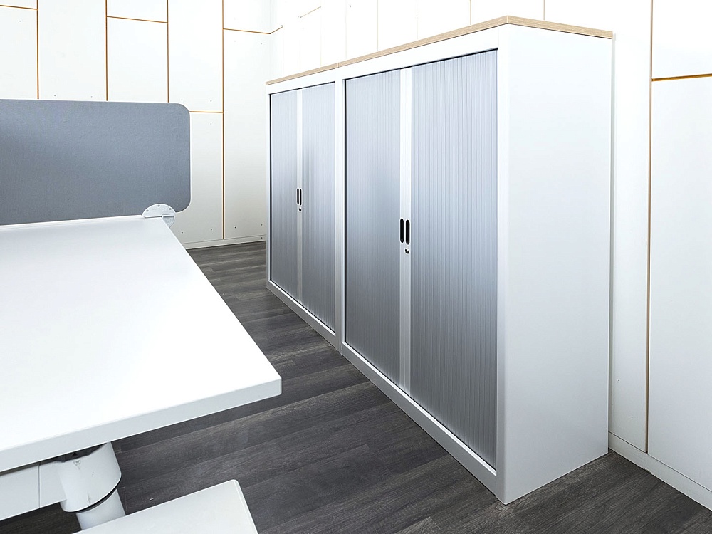 Комплект офисной мебели Herman Miller 3 200х1 650х1 180 ЛДСП Белый   (КОМБ1-13112)