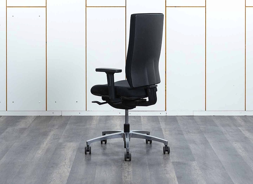 Офисное кресло руководителя  Dauphin Ткань Черный   (КРТЧ1-17023)